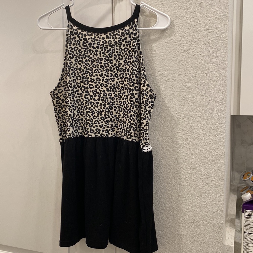 Animal Print Top - Picture 3 of 4